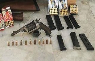 Toplu tabanca ele geçirildi