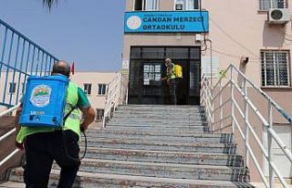Toroslar’da okullar LGS öncesi dezenfekte edildi
