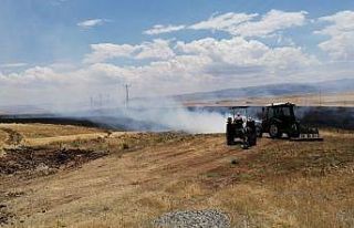 Tunceli’de 10 dönüm ekili alan yanarak kül oldu