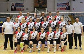 Turgutlu Belediyesi voleybol kursuyla profesyonel...