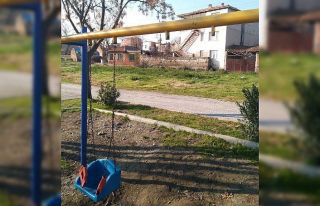 Turgutlu oyun parkları saldırıya uğradı, oyuncaklar...