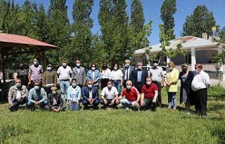 Türkiye’nin farklı illerinden gelen muhtarlar...