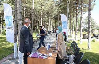 Tuşba Belediyesinden aşı kampanyasına destek