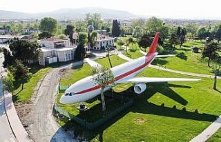 Uçağın yanına 2 adet vagon yerleştirilecek