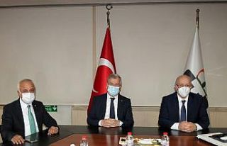 Uçarmak: "Sektörlerin sorunlarının çözümüne...