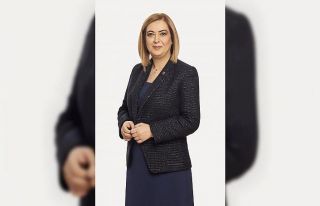 Uğur’a sosyal medyada ödül