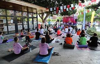 Uluslararası Yoga Günü Mezitli’de kutlandı