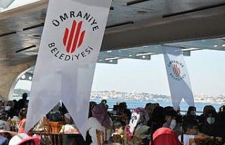 Ümraniyeliler, çay ve simit eşliğinde boğazın...