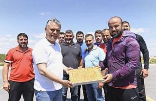 Uysal’dan başpehlivan Okulu’ya Kırkpınar öncesi...