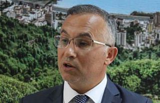 Vali Çeber çay sezonunda Rize’deki sosyal hareketliliğe...