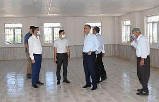 Vali Çuhadar, köylerde yapılan yatırımları inceledi