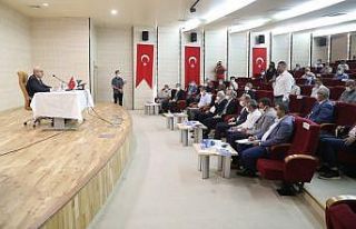 Vali Demirtaş, STK temsilcilerine bir yıllık faaliyetlerini...
