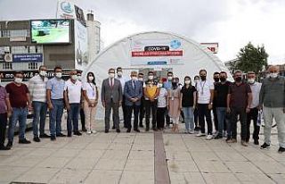 Vali ikna etti, vatandaş aşı oldu