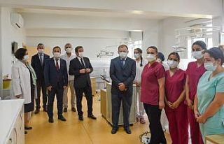 Vali Orhan Tavlı, Diş Hekimliği Fakültesini ziyaret...