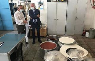 Vali Seymenoğlu: “Toz gül suyu Isparta gülünün...