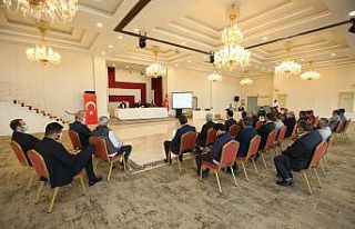 Yağıştan dolayı mahsulleri zarar gören çiftçilerin...