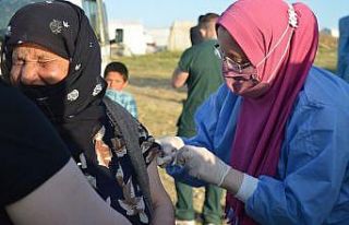 Yapılan aşılar sayısında Eskişehir 450 bin çizgisini...