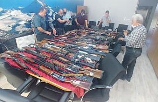 Yasa dışı av yapan avcıların tüfekleri satışa...