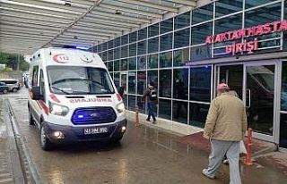 Yediği yemeği yutamayan 8 yaşındaki engelli çocuk...