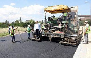 Yeni yerleşim yerleri asfaltlanıyor