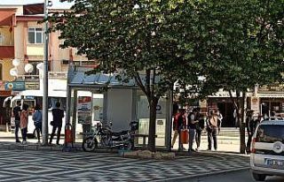 YKS sınavı için sabah erken saatlerde otobüs kuyruğuna...