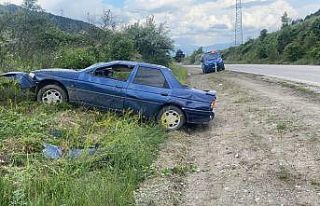Yoldan çıkan otomobil takla attı: 4 yaralı