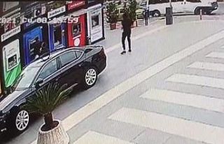 Yomra’da Belediye Başkanı Bıyık’a silahlı...