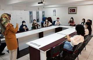 Yozgat’ta işitme engelliler için işaret dili...