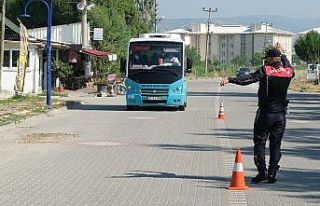 Yunusemre Jandarma’dan dolmuşlarda sivil denetim