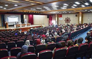 Yunusemre’den farkındalık ve aile eğitimi