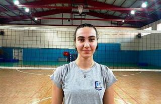 Yunusemreli voleybolcuların hedefi şampiyonluk
