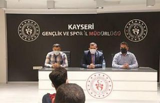 Yüzme kulüpleri istişare toplantısında buluştu