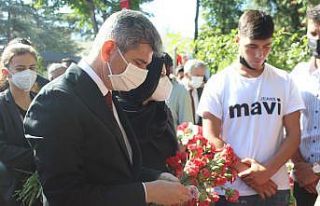 15 Temmuz şehitleri Karşıyaka Mezarlığı’nda...
