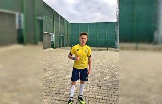18 yaşındaki genç futbolcu denizde boğularak can...