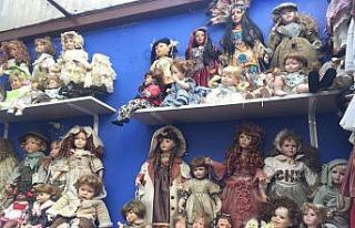 70 ülkede izini sürdü, 18 bin taş bebeği koleksiyonuna...