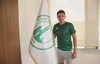 Abdullah Topkara, Sivas Belediyespor’a transfer...