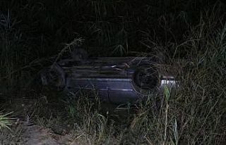 Adana’da otomobil drenaj kanalına düştü: Anne...