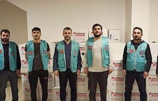 Adıyaman’da 240 aileye yardım kolisi ulaştırdı