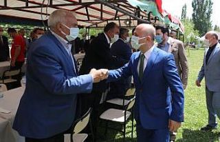 Ağrı Valisi Varol’un katılımlarıyla bayramlaşma...