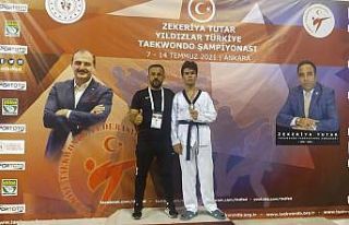 Ahmet Evkaya gümüş madalya kazandı