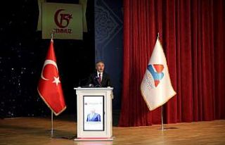 AİÇÜ’de “15 Temmuz Hain Darbe Girişimi ve...