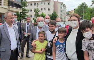 Aile ve Sosyal Hizmetler Bakanı Derya Yanık Arhavi’deki...