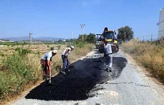 Akdeniz’de asfalt ve kaldırım çalışmaları...