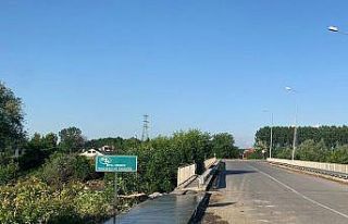 Akyazı’da bir mahallenin yolları daha tamamlandı