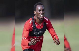 Altay, Fildişili golcü Bamba’yı bitiriyor