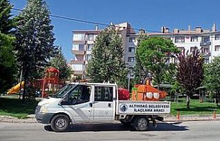 Altındağ’da ilaçlama çalışmaları devam ediyor