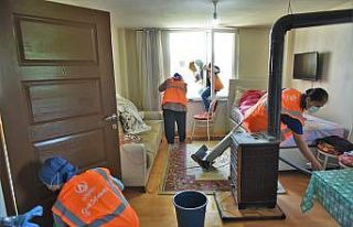 Altınordu Belediyesi, konutlarda bayram temizliğinde