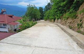 Altınordu’da beton yol çalışmaları sürüyor