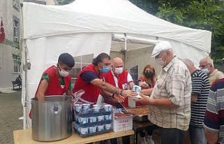 Amasya Kızılay gönüllüleri Artvin’deki sel...