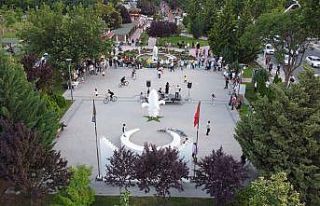 Amatör müzisyenler her gün Keçiören’in parklarında